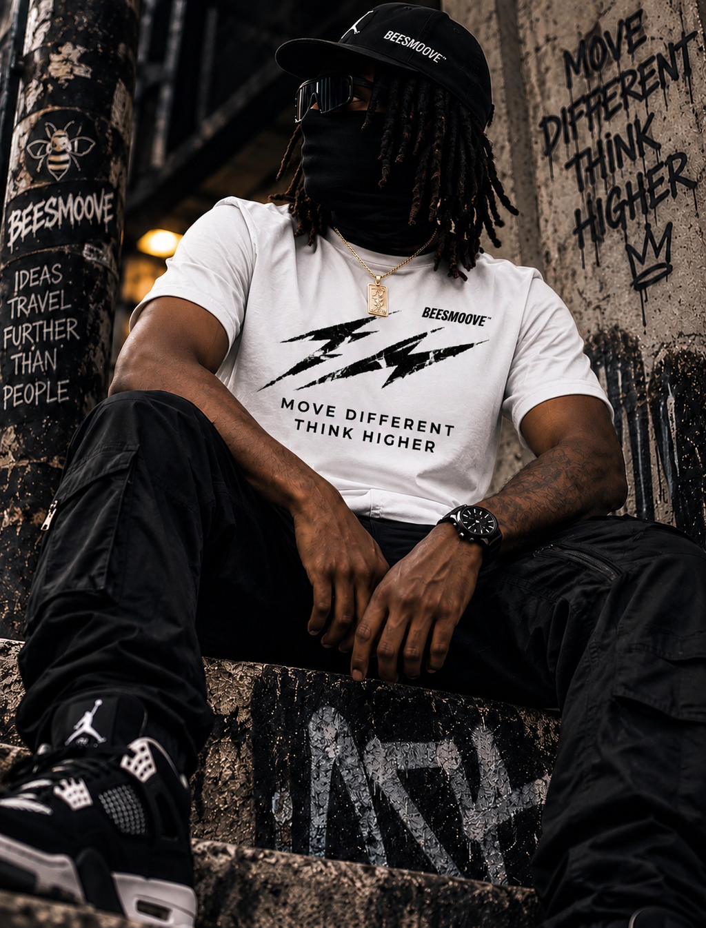 Beesmoove MOTION THEORY
Tee