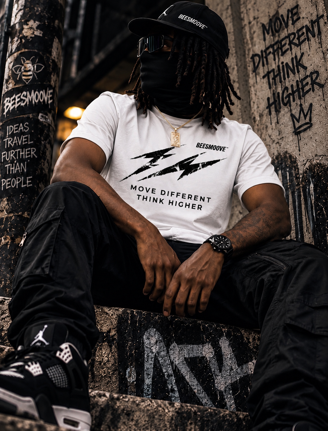 Beesmoove MOTION THEORY
Tee