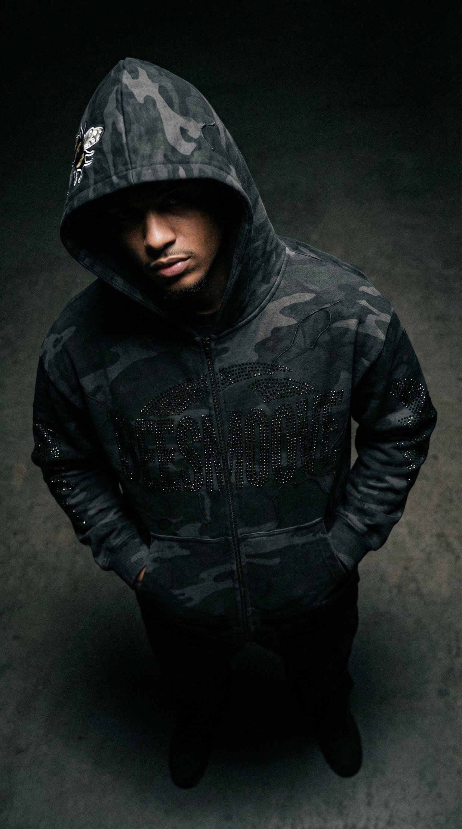 BEESMOOVE Motion Black on Black Drop October