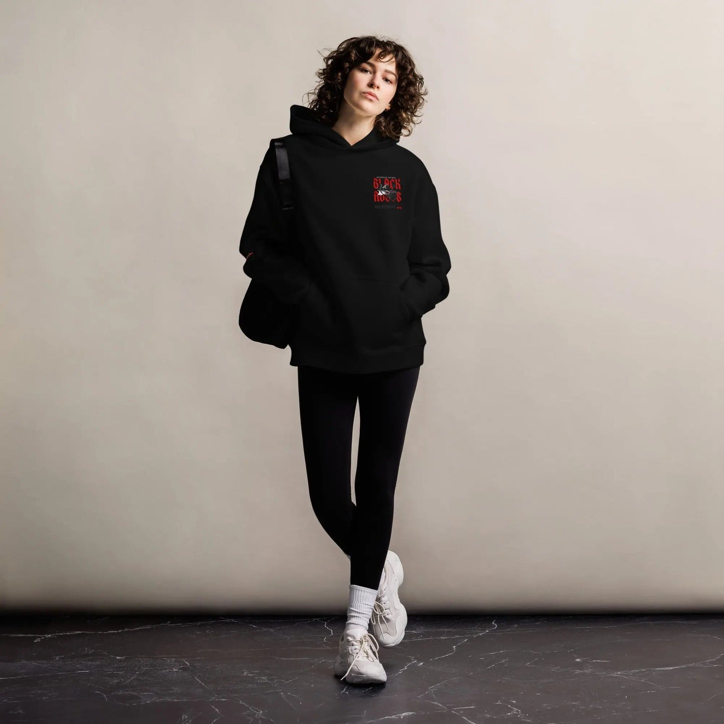 Beesmoove black roses Unisex oversized hoodie - Beesmoove