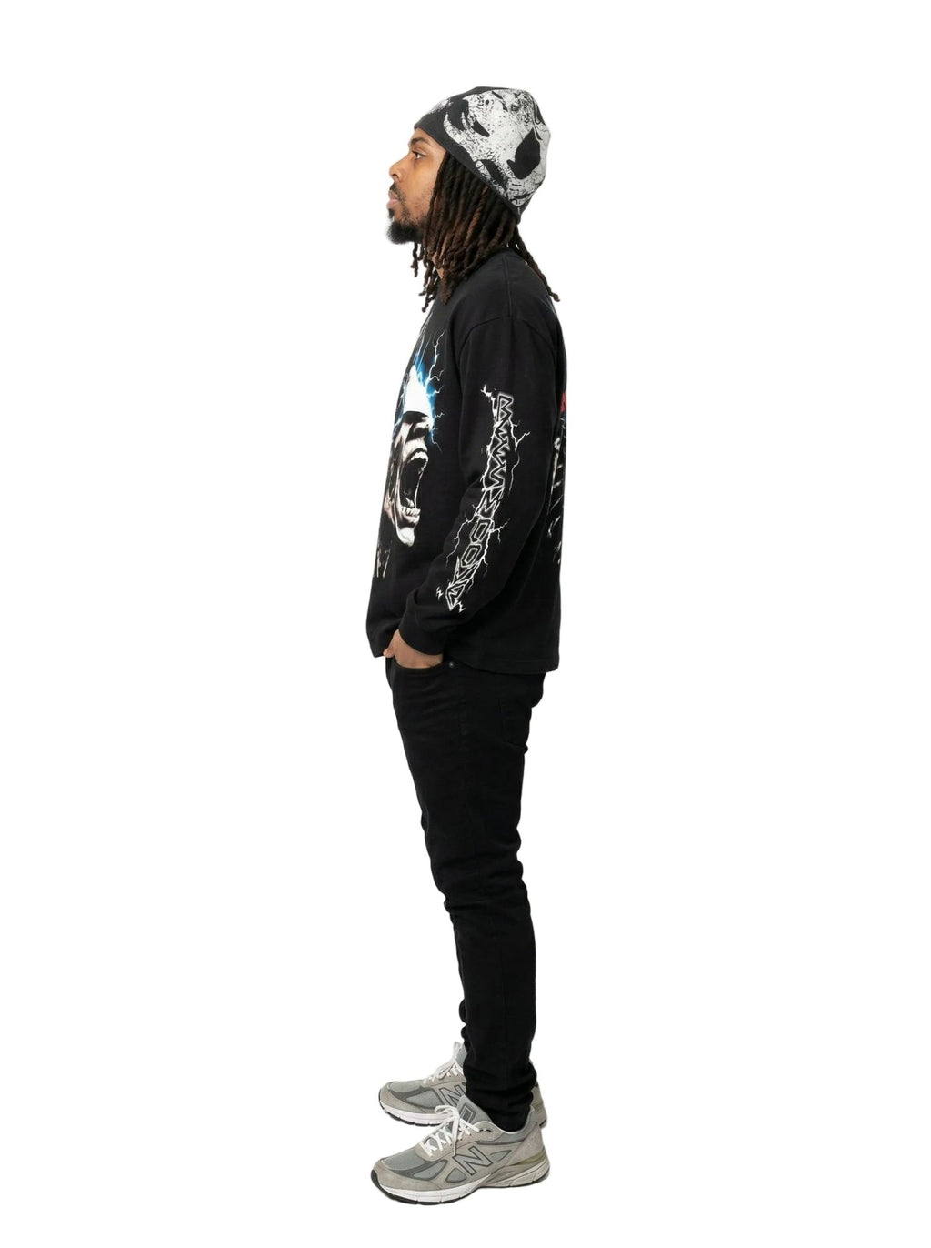 BEESMOOVE Born From Voltage Long Sleeve T-Shirt - Beesmoove