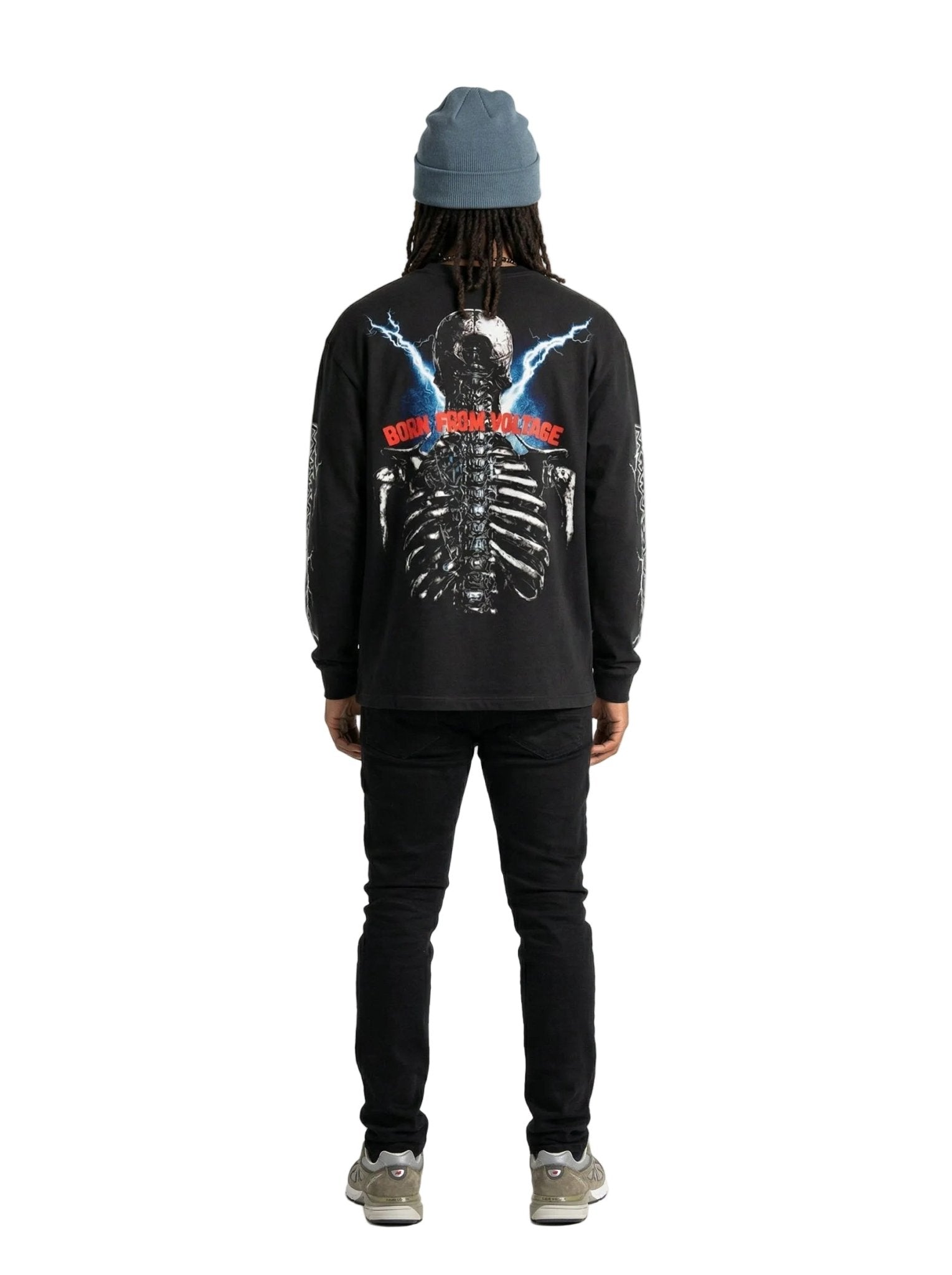 BEESMOOVE Born From Voltage Long Sleeve T-Shirt - Beesmoove