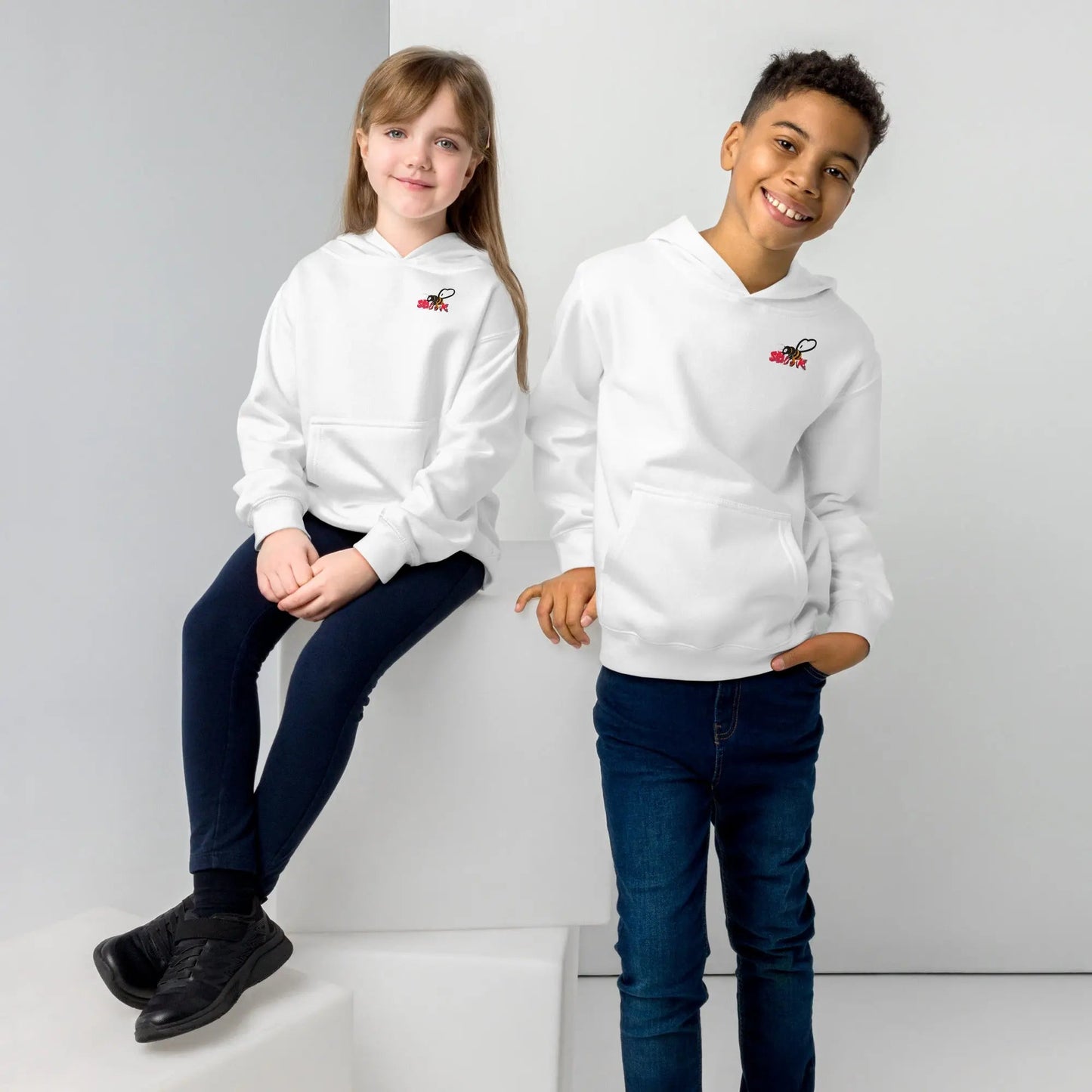 Beesmoove logo Kids fleece hoodie - Beesmoove